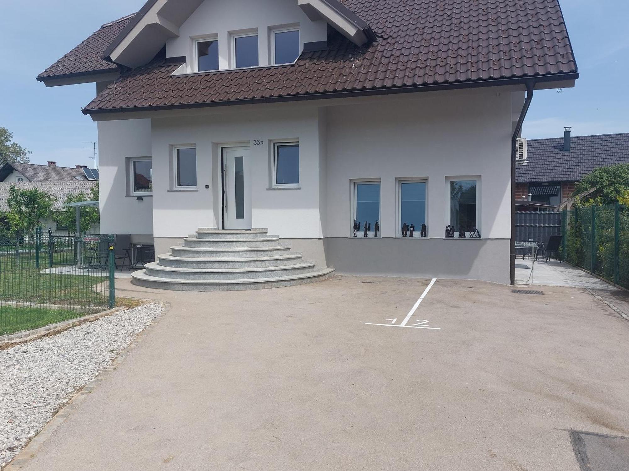 Spring And Summer Apartment Near Ljubljana With Free Secure Parking Домжале Экстерьер фото